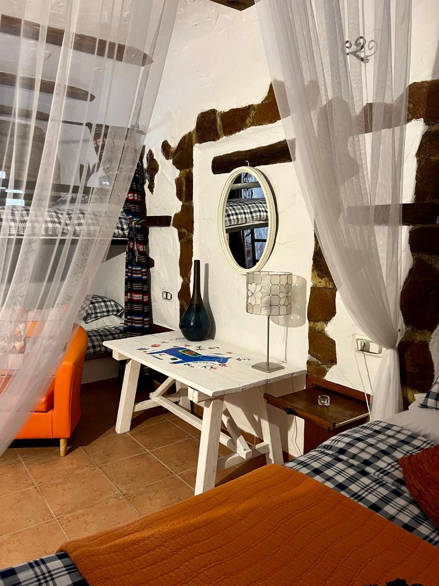 Cuevas De La Paz - Cave House Holidays Los Carriones Quarto foto