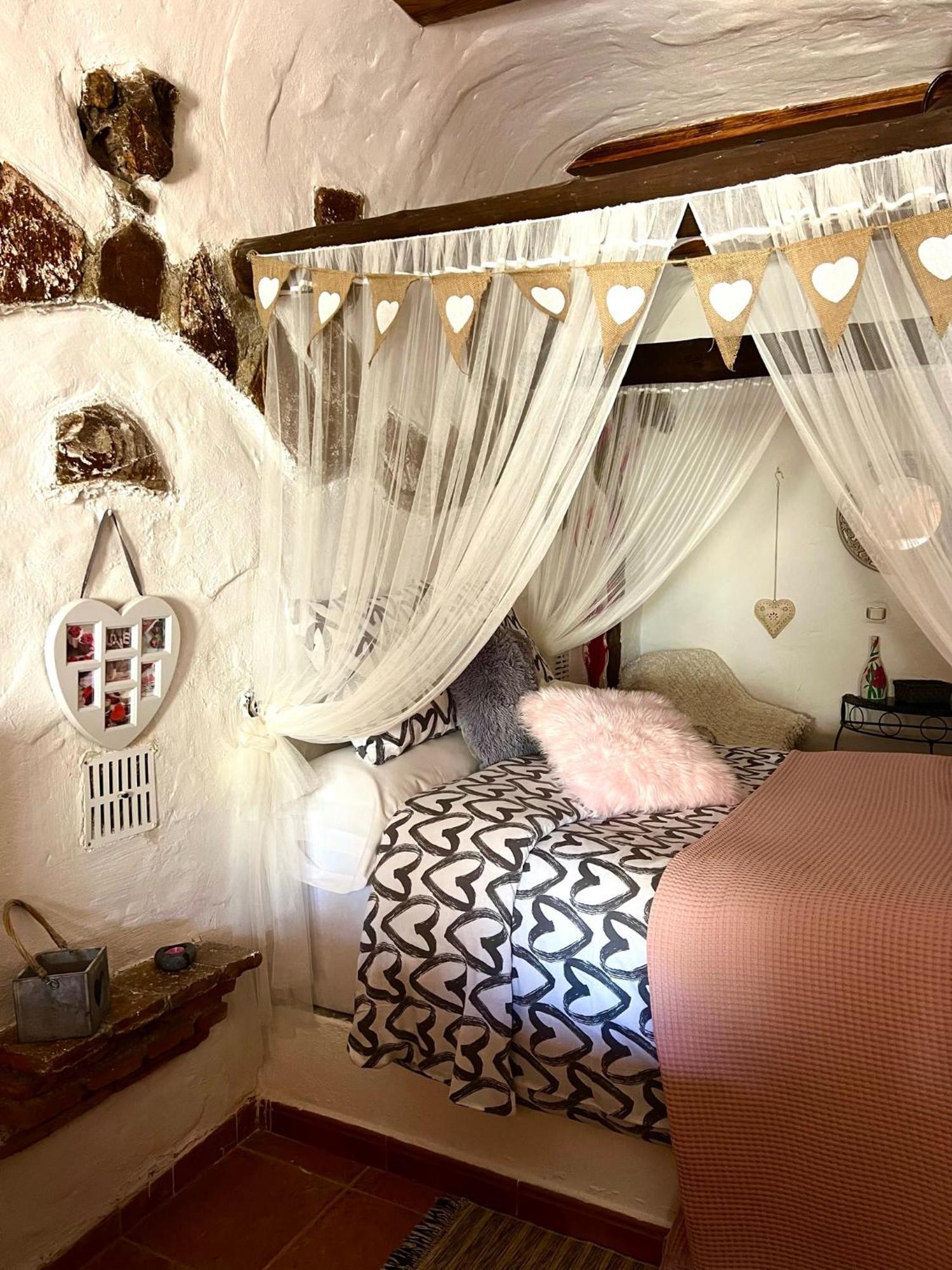 Cuevas De La Paz - Cave House Holidays Los Carriones Quarto foto